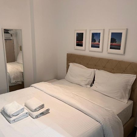 Small Budget Diamond Apartment In Agias Sofias. Thessaloníki Luaran gambar